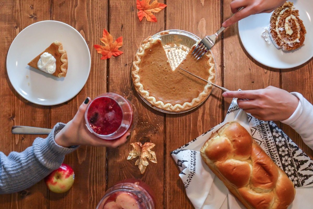 Host a Great Thanksgiving: 5 Easy Tips